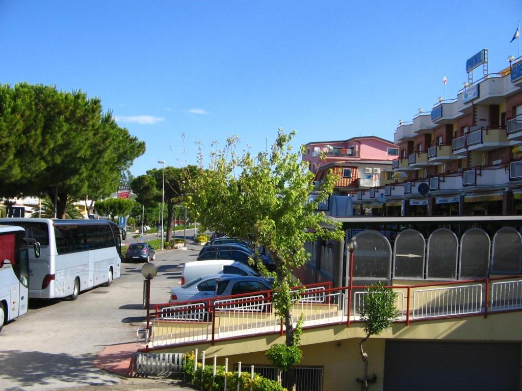 Apparthotel Residence Riviera Dei Cedri Santa Maria Del Cedro Exterior photo